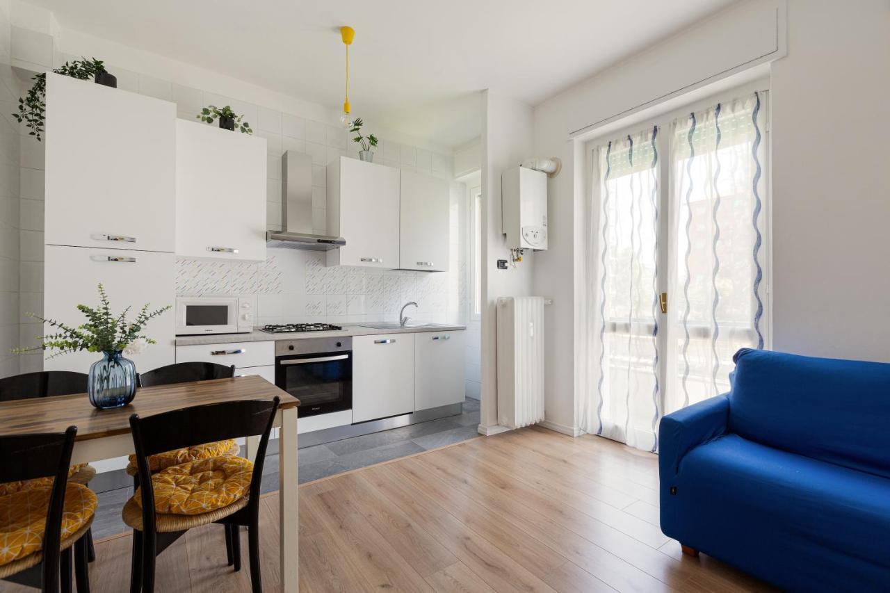 Udine M2 Subway Balcony Apt Apartment *